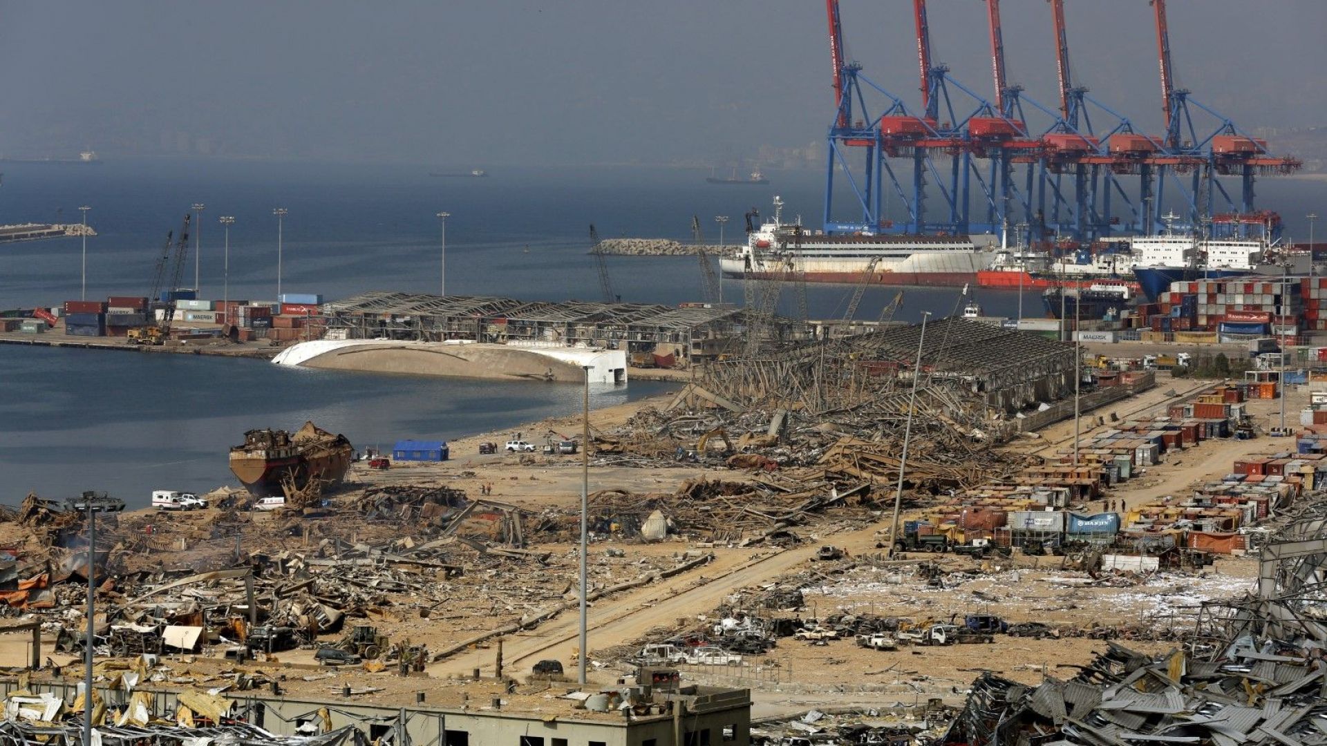 Хизбула категорично отрича да притежава оръжеен склад на пристанището в Бейрут