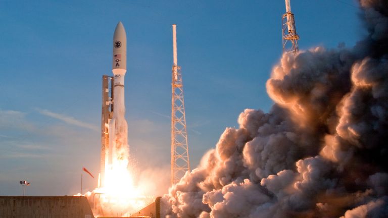 Космическите сили на САЩ пуснаха сателит, който открива вражески ракети
