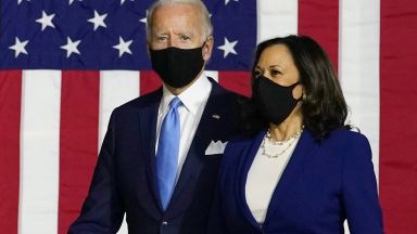 Президентът на САЩ Джо Байдън и вицепрезидента Камала Харис обещаха