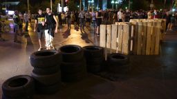 Полицията премахна блокадата на румънското посолство, трима арестувани