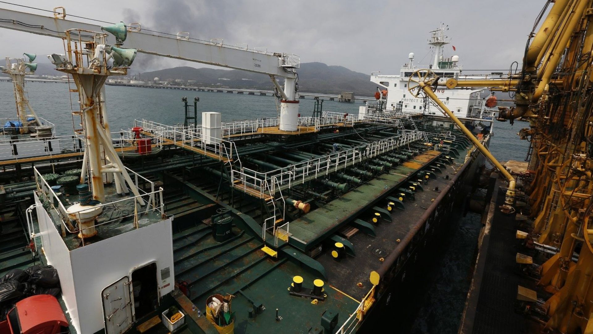 САЩ конфискуваха 1,1 млрд. барела бензин в 4 танкера - от Иран за Венецуела