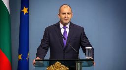 Румен Радев: Разговор за Конституцията е възможен само след оставки и предсрочни избори