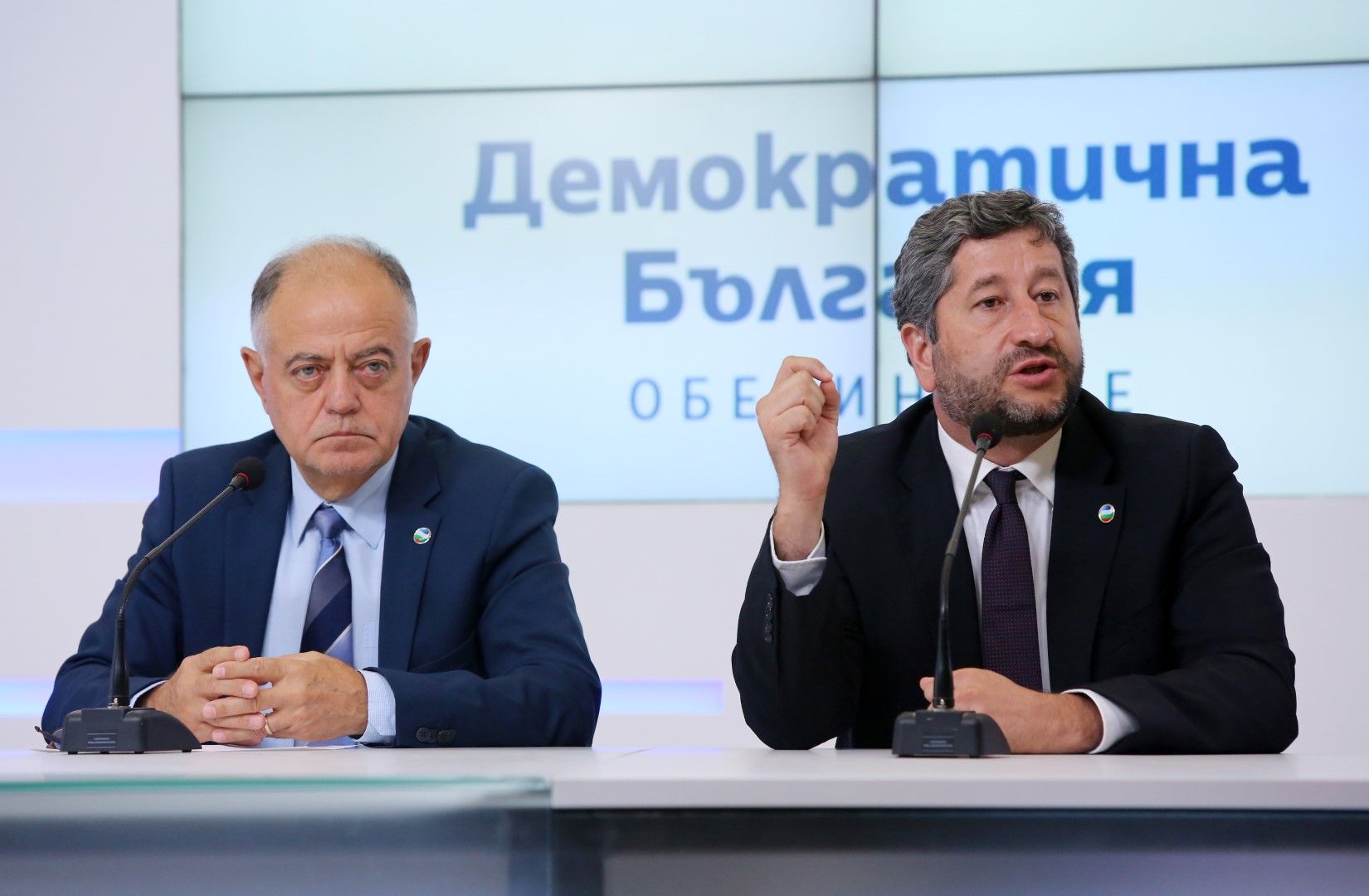 Атанас Атанасов и Христо Иванов коментираха предложенията на Бойко Борисов за промени в Конституцията или нов основен закон