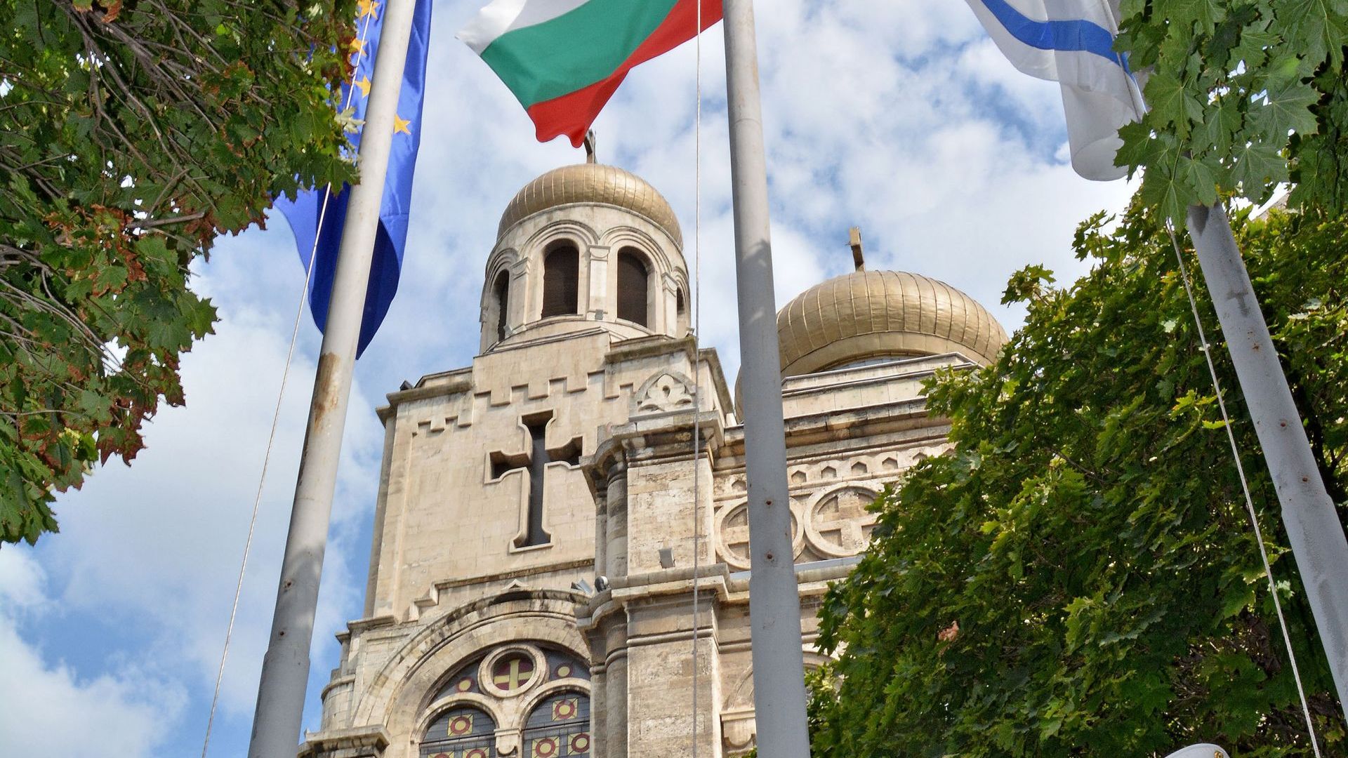 Над 2,6 милиона лева ще струва ремонтът на катедралата във Варна