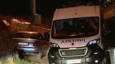 Полицията продължава да разследва двойното убийство в село Желява при