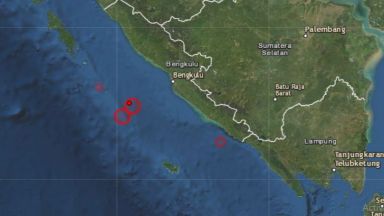 Две земетресения с магнитуд 6 8 и 6 9 и на малка