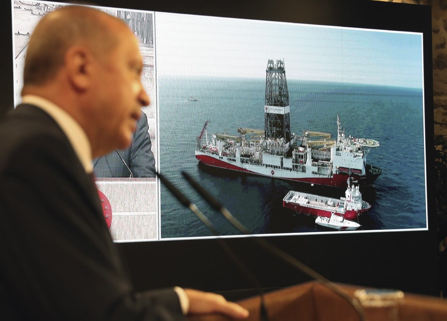 На 21 август президентът Реджеп Тайип Ердоган обяви официално, че Турция е открила в Черно море големи запаси от природен газ 