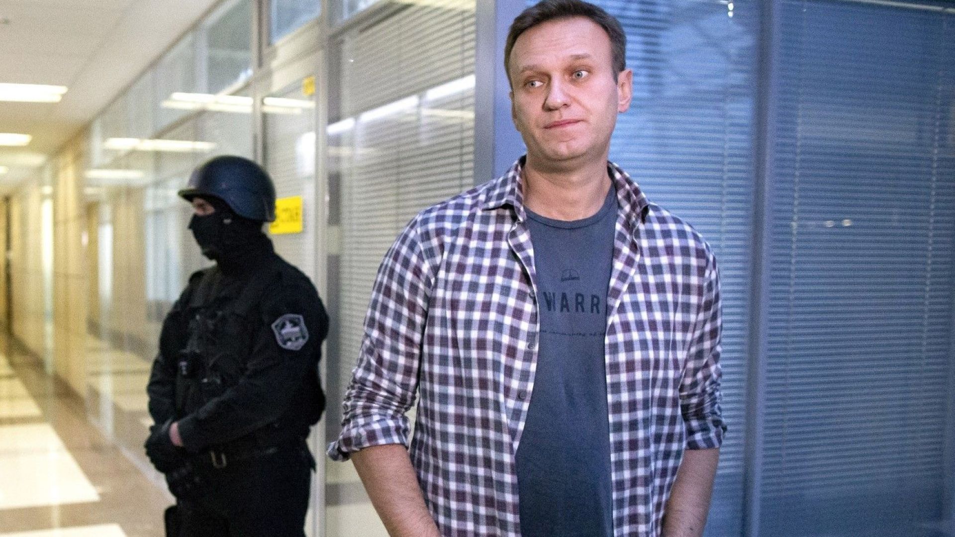 Столтенберг и Джонсън настояха за прозрачно разследване на случая с Навални