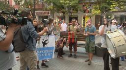 Протестиращите окупираха Областната администрация