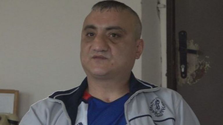 Владимир Илиев от село Куцина вече е в дома си.