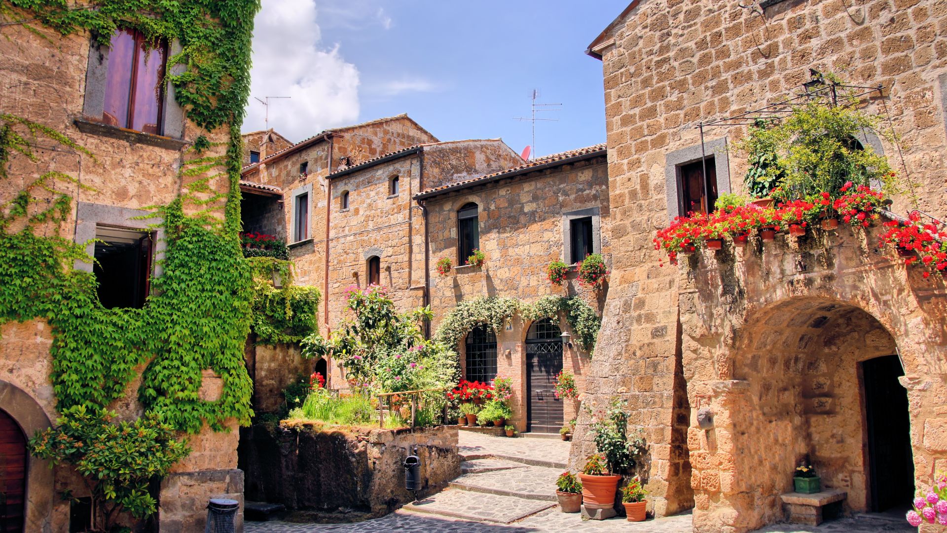 Изоставени италиански села примамват туристи с безплатни нощувки (видео)