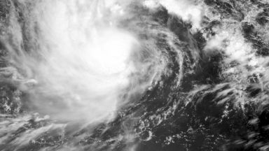 Супертайфунът Доксури-Егай удря Филипините, на път е към Тайван и Китай