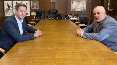 Братът на мистериозно изчезналия Янек Миланов Марио се срещна