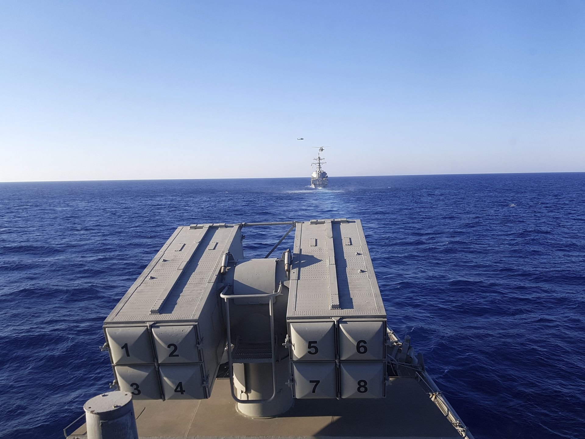 Гърция започна военно учение с истински боеприпаси в Средиземно море