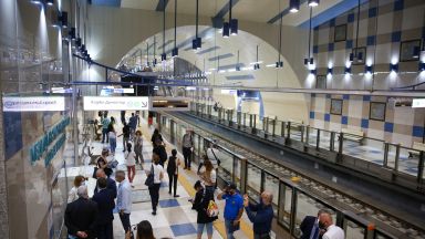 За проблеми по откритата вчера трета линия на метрото започнаха