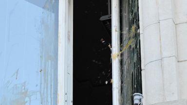 В 50 тия ден на протеста негодуващите блокираха Съдебната палата Блокадите изненади