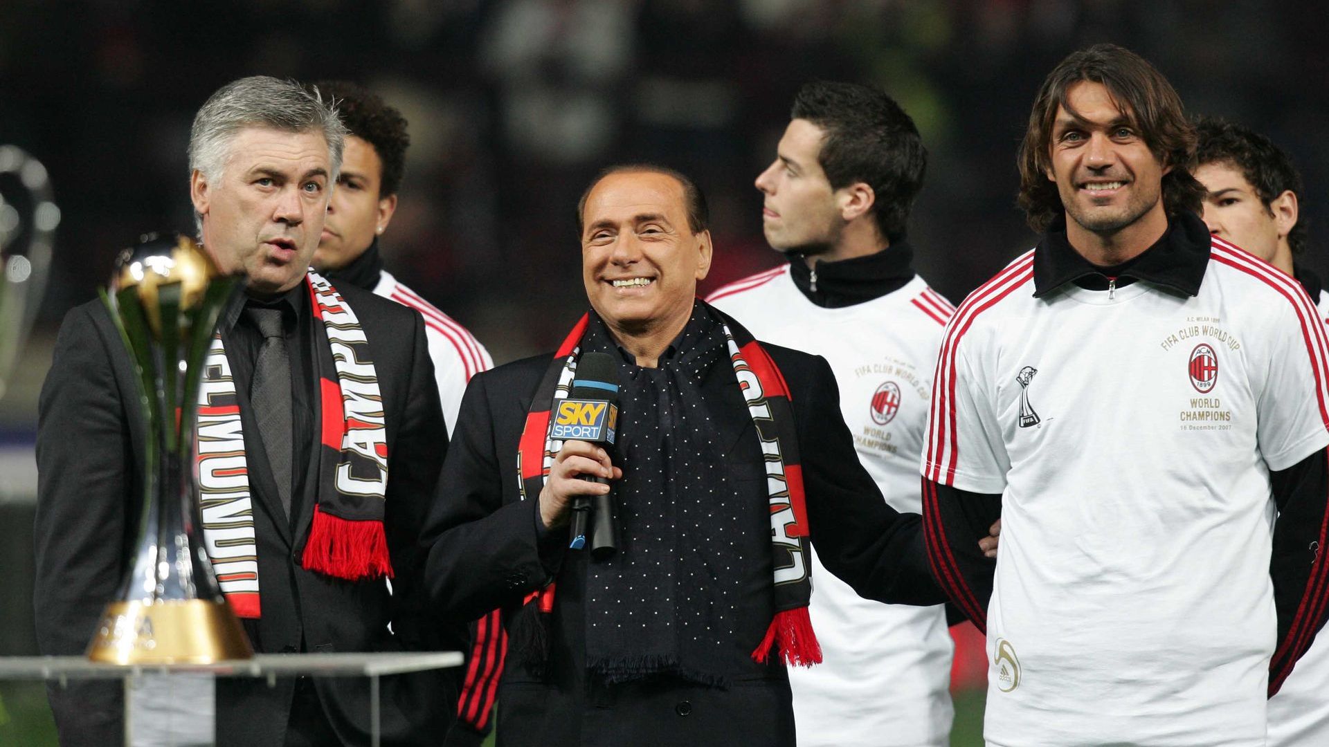 Милан почете "незабравимия" Берлускони, най-успешният президент на клуба