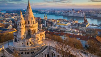 От 1 септември Унгария ще затвори границите си за чужденци