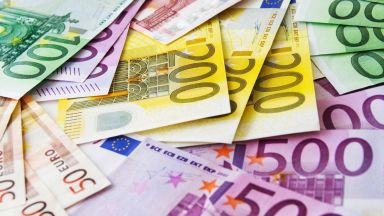 Срив на парите, които българи от чужбина пращат на роднините си у нас