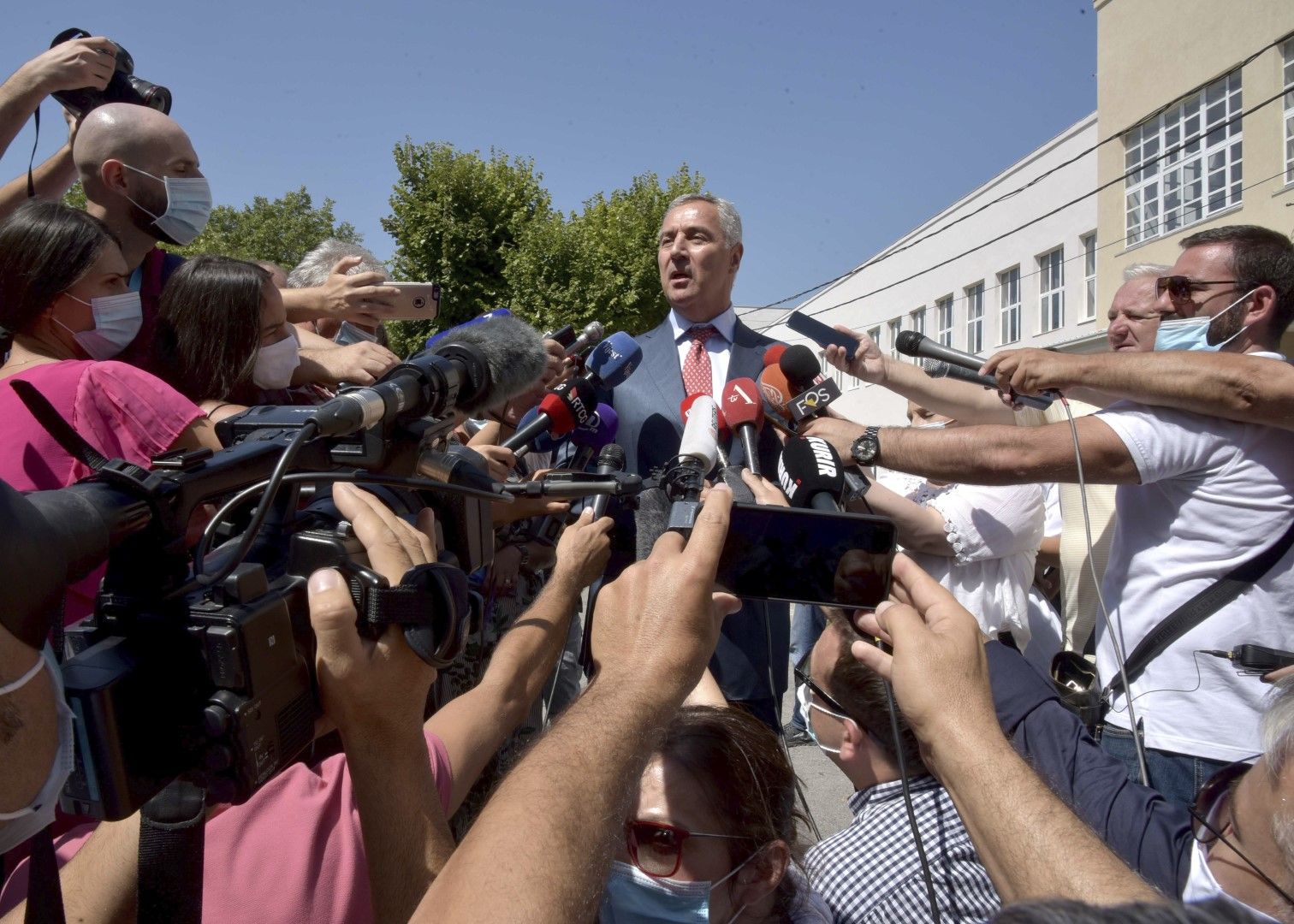 Президентът на Черна гора Мило Джуканович дължи на държавата 12,4 милиона евро данъци