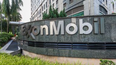 Exxon Mobil излиза от индекса Дау Джоунс след близо век участие