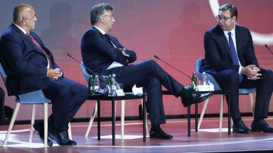 Показахме че в условията на пандемия не сме готови Март