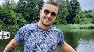 Столичното Седмо РПУ издирва 22 годишен млад мъж който е неизвестност