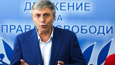 ДПС поиска оставка на Румен Радев и правителството, за да има честни избори