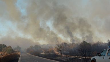 Като цяло пожарите в Сакар планина са под контрол с
