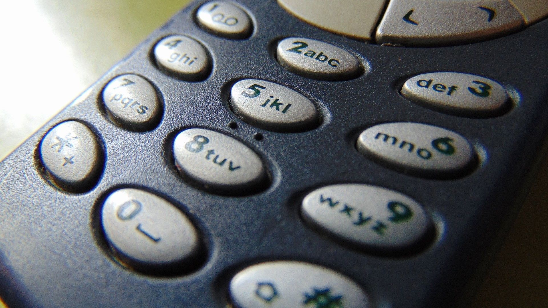 Nokia 3310 стана на 20 години