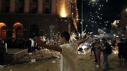 Обвиниха мъж, носил и предавал взривни вещества на протестиращи