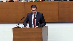 Христо Терзийски пред депутатите: 80 полицаи са с фрактури, обгазени и изгорени