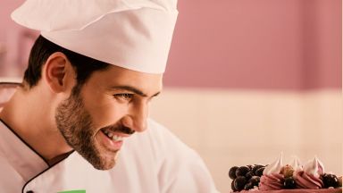 Какво е общото между златен часовник перпетуум мобиле катедралата Св