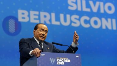 Десноцентристките партии в Италия искат Берлускони да се кандидатира за президент