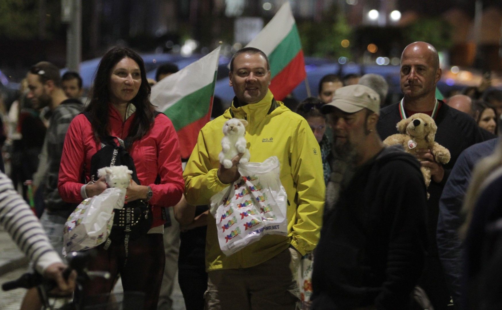 Протестиращи вече 60 дни искат оставка на правителството на Бойко Борисов и на главния прокурор Иван Гешев