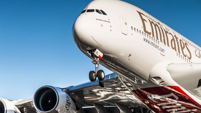 Emirates наложи забрана на деца да пътуват в първа класа