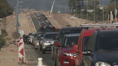 Интензивен трафик в последния от серията почивни дни Хиляди тръгват