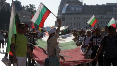 В 88 ия ден на протести срещу правителството и главния прокурор