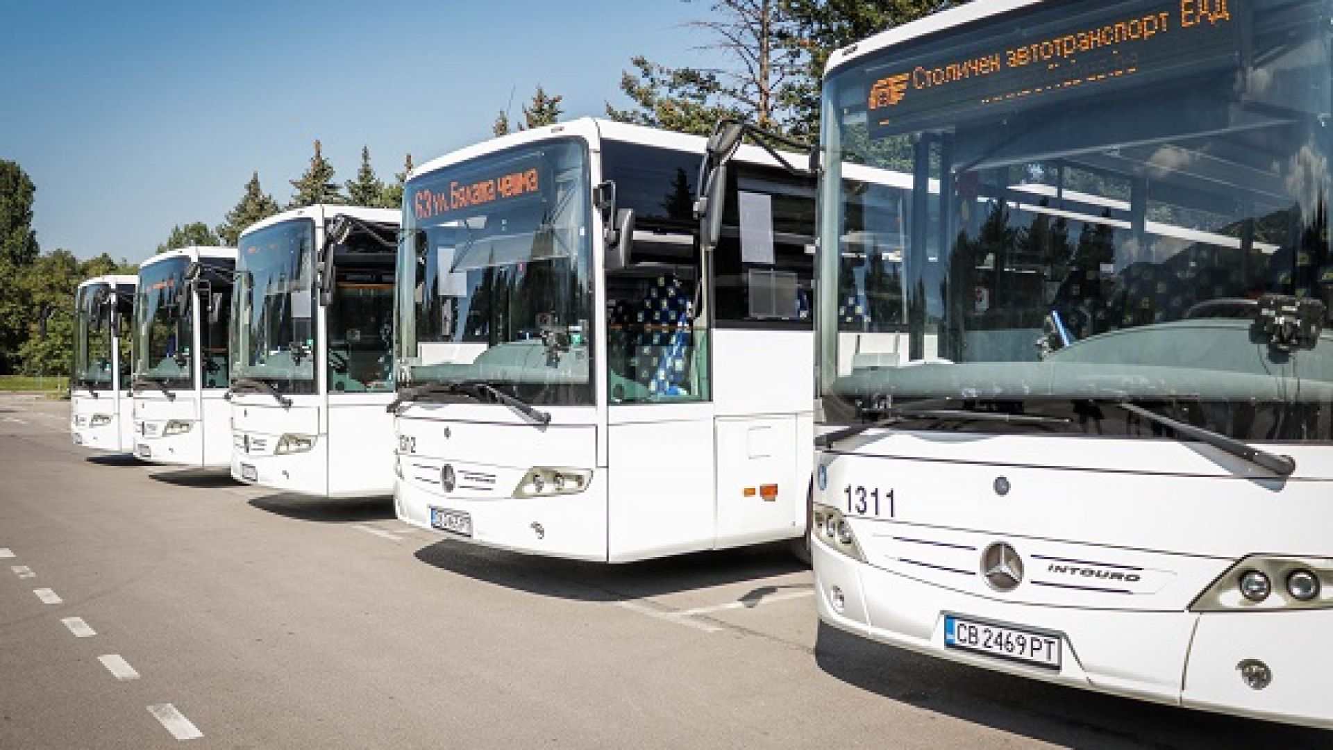 Пускат повече автобуси към Витоша, возят пътници и вечерта