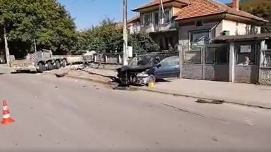 ТИР се вряза в къща в горнооряховското село Драганово Преди