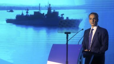 Незабавна доставка на една ескадрила от 18 френски изтребителя Рафал