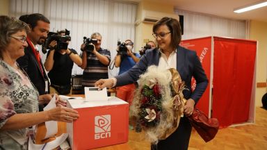 Корнелия Нинова печели първия пряк избор за председател на БСП