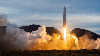 НАСА изгуби два сателита за наблюдаване на урагани