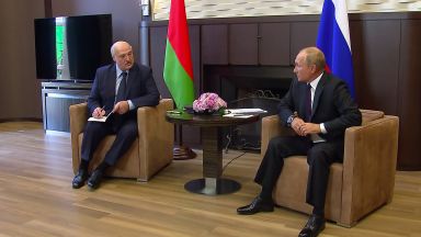 Лукашенко задейства военни учения с Русия, затваря границите с Литва и Полша