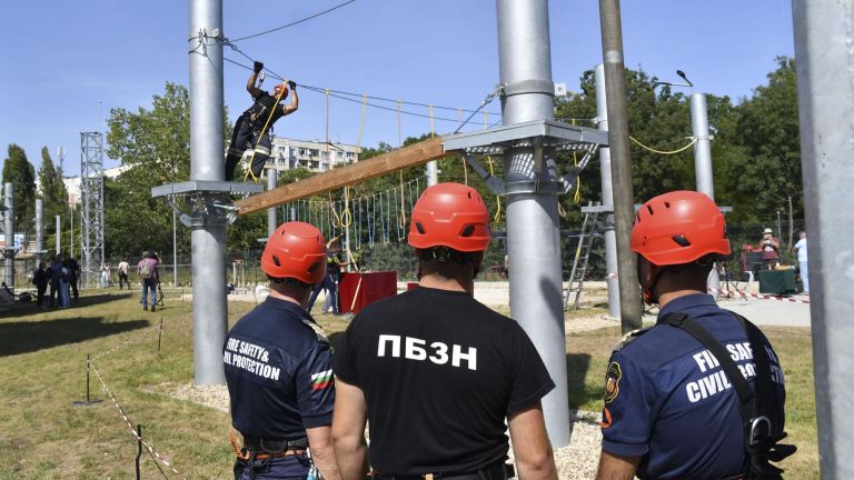 Нов тренировъчен полигон за реакции при наводнения откри в София