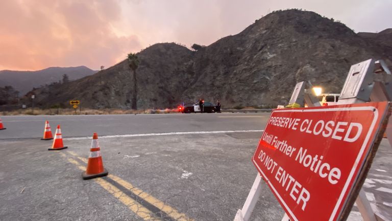 Пожарите, които опустошават западната част на САЩ, са десетки до