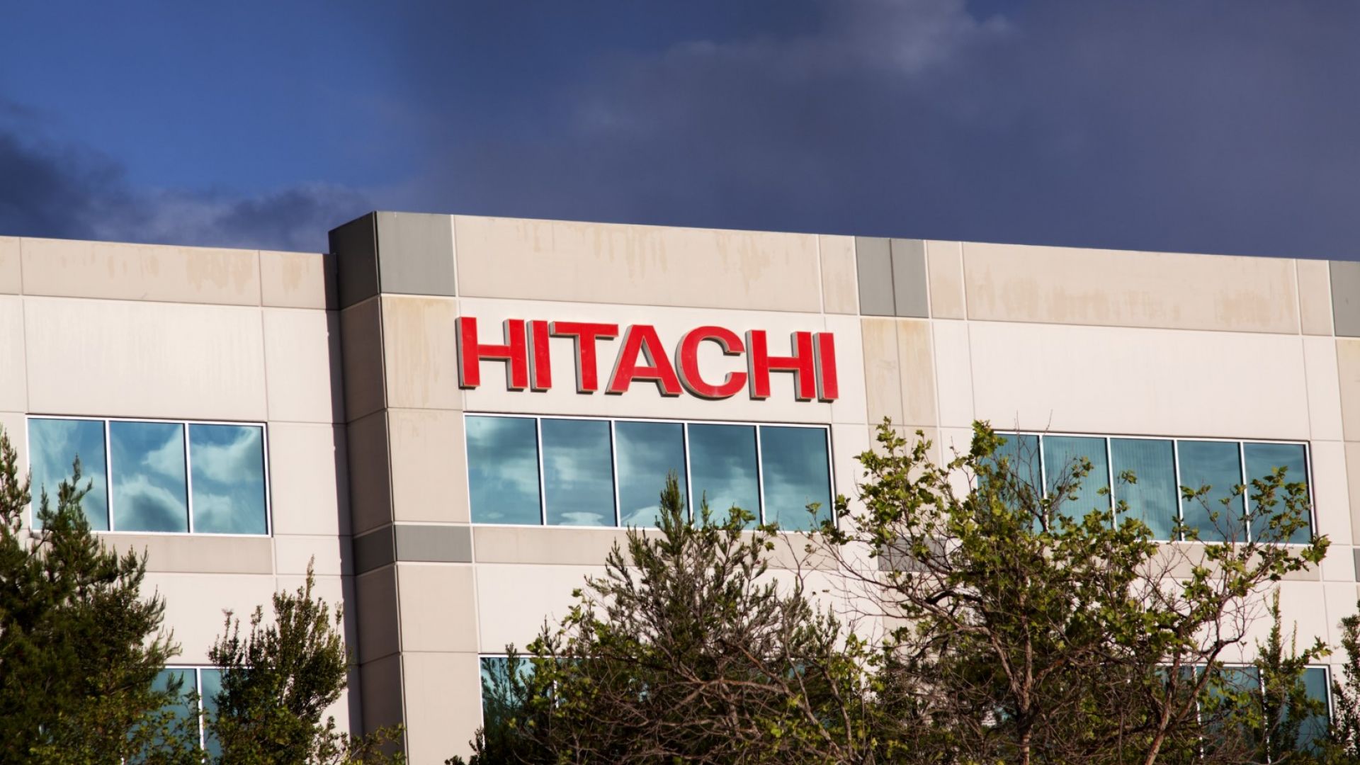 Пандемията съвсем отказа Hitachi да строи АЕЦ в Уелс