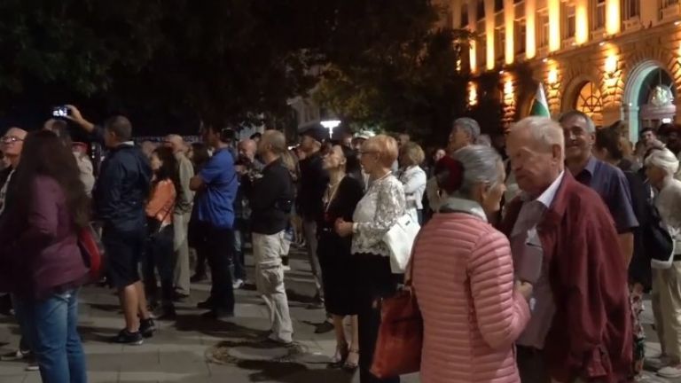 73-и ден на протести с искане за оставка на правителството,