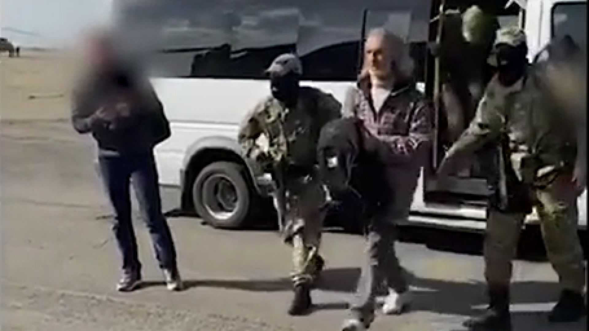 Руските спецслужби арестуваха водача на секта Висарион за психологически тормоз (видео)