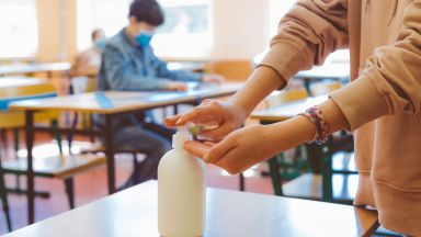 Още двама учители от столичното 107 о Основно училище са заразени